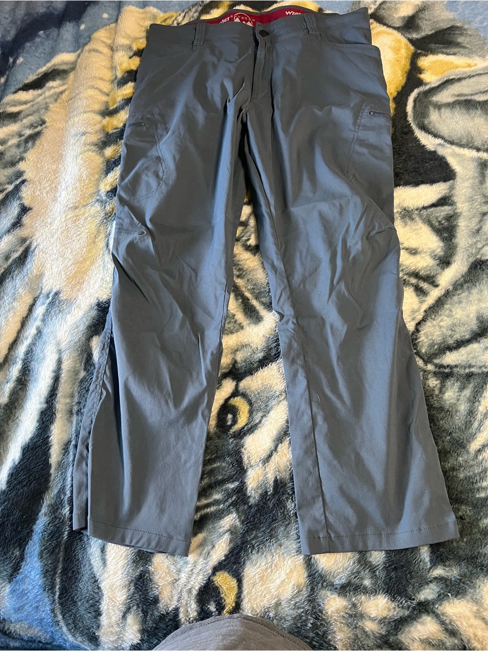 Wrangler Men's Slate Gray Cargo Pants